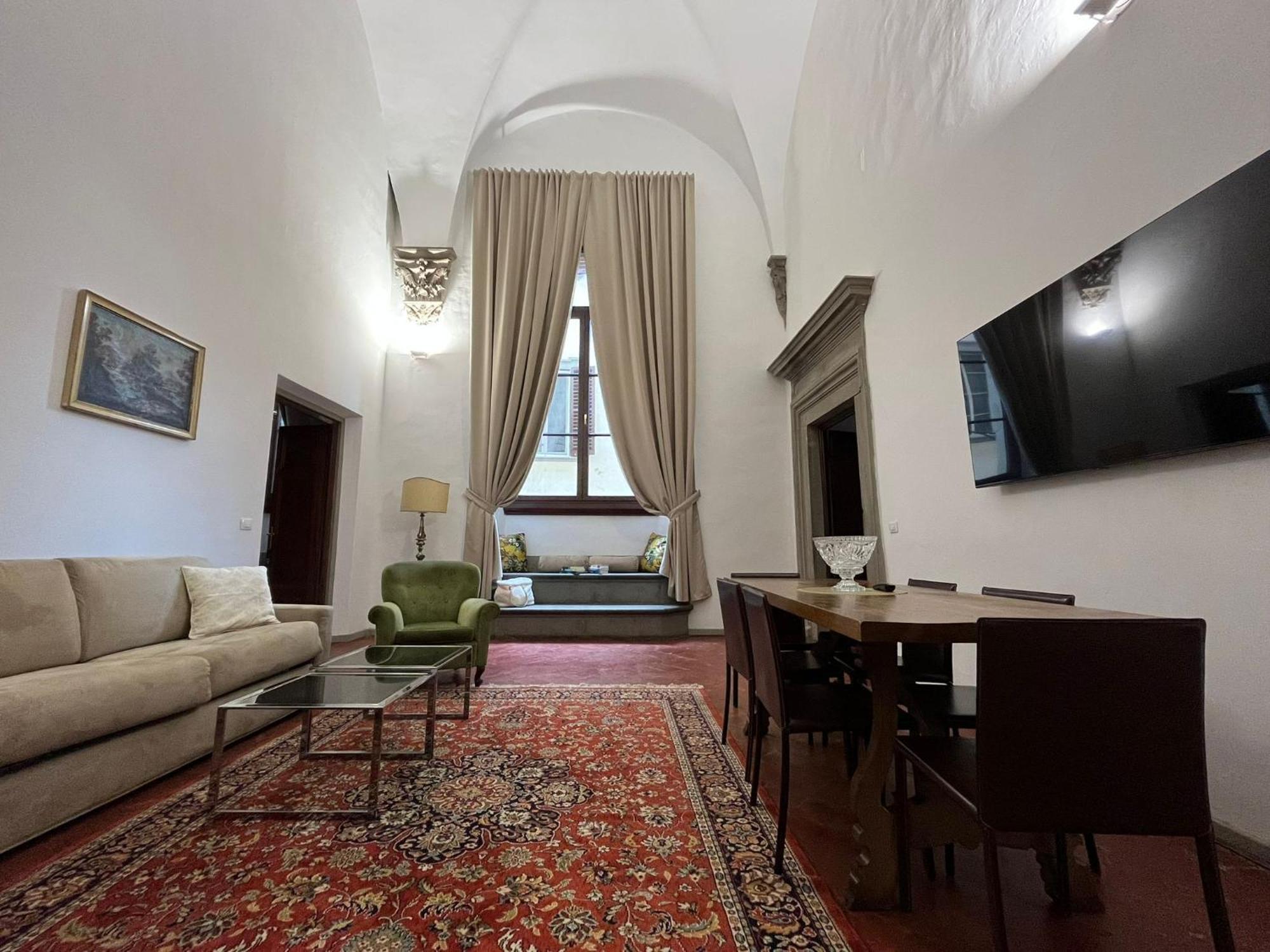 פירנצה Palazzo Roselli Cecconi Apartments מראה חיצוני תמונה
